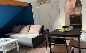 Lovely 2-Bedroom Condo In Pedestrian Zone